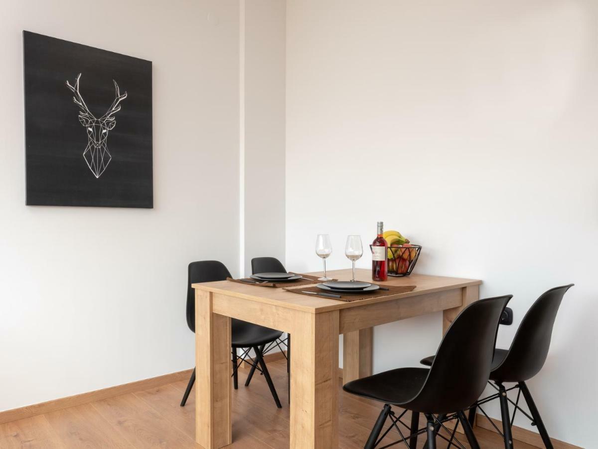 Elegant Urban Apartment Ираклио Екстериор снимка