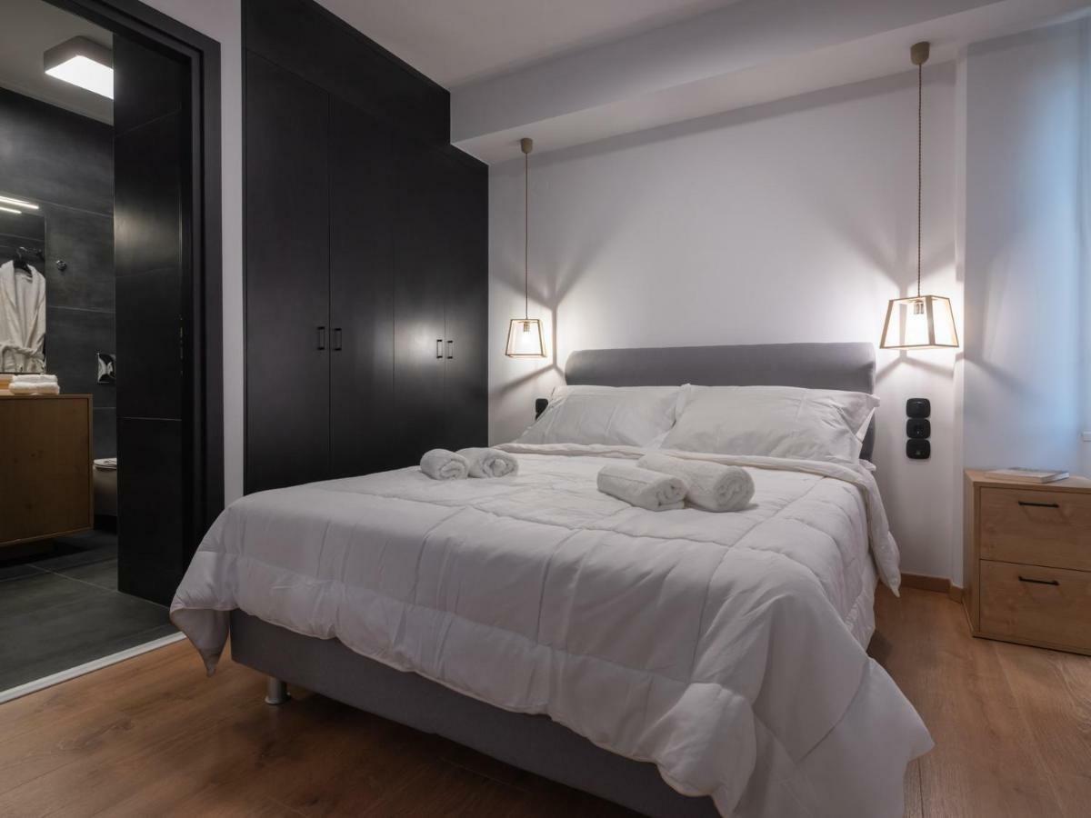 Elegant Urban Apartment Ираклио Екстериор снимка