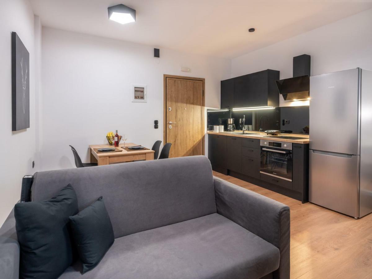 Elegant Urban Apartment Ираклио Екстериор снимка